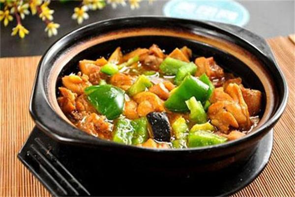 依胃黄焖鸡米饭